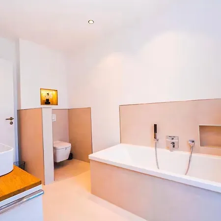 Luxusapartment Mit Panoramablick Und Jacuzzi Apartment *