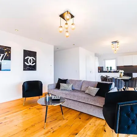 Apartment Luxusapartment Mit Panoramablick Und Jacuzzi Weitersburg