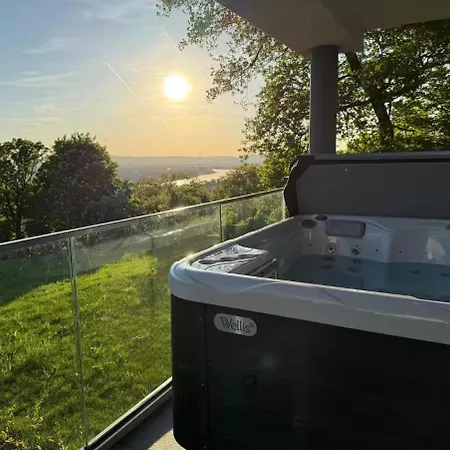Luxusapartment Mit Panoramablick Und Jacuzzi Apartment *