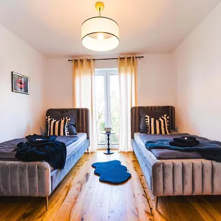 Luxusapartment Mit Panoramablick Und Jacuzzi * Weitersburg